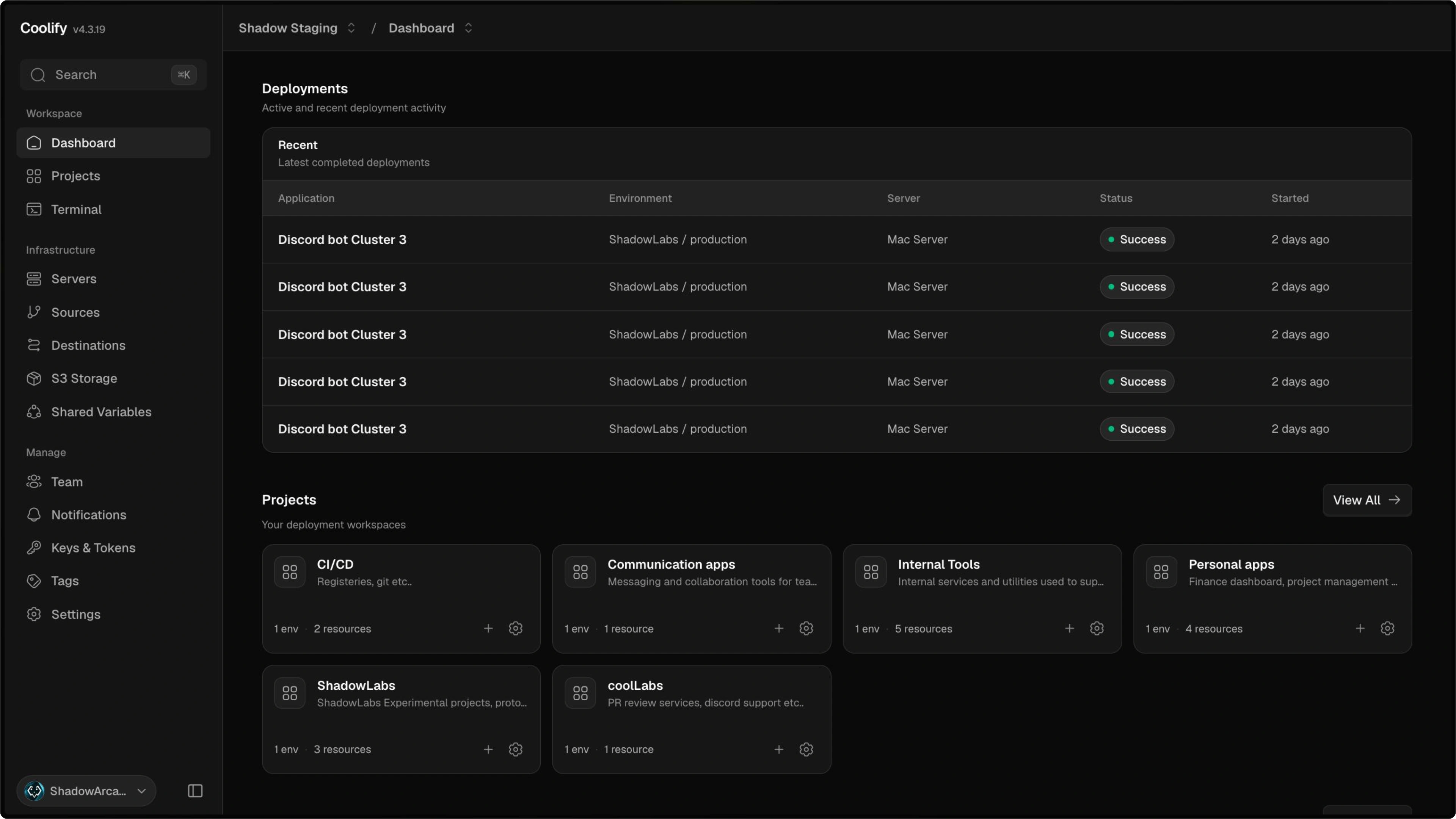 Coolify dashboard with recent deployments and projects